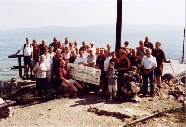 Gruppenbild auf dem Gipfel Jestd (dt.Jeschken) 1012 m